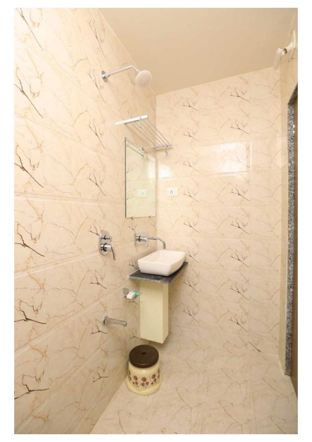 Hotel Scintilla Somnath Bagian luar foto