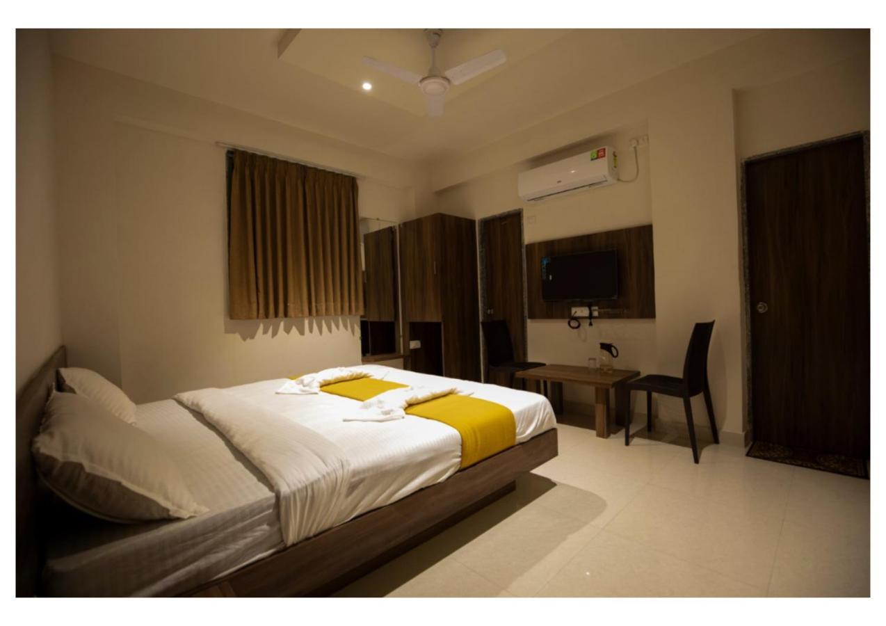 Hotel Scintilla Somnath Bagian luar foto
