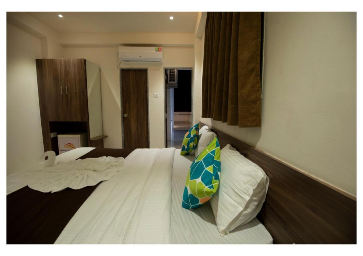 Hotel Scintilla Somnath Bagian luar foto